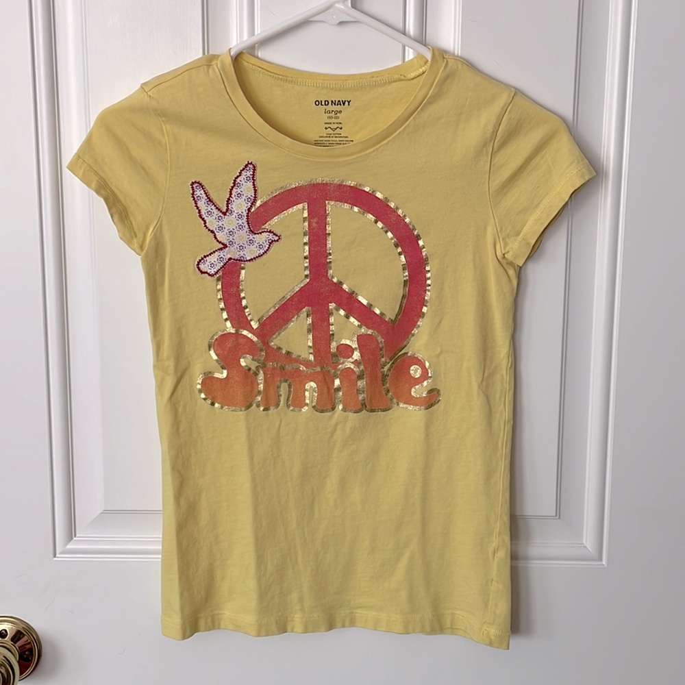 Old Navy tee